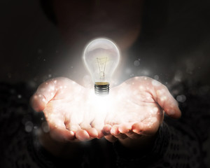 宝马保养用什么机油发动机不会出现抖动呢？