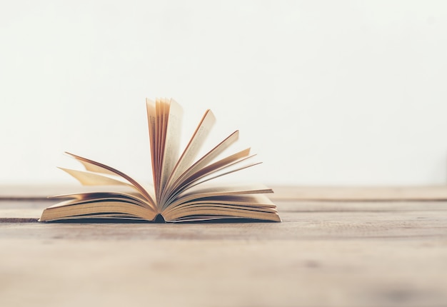 如何挑选合适的基础油