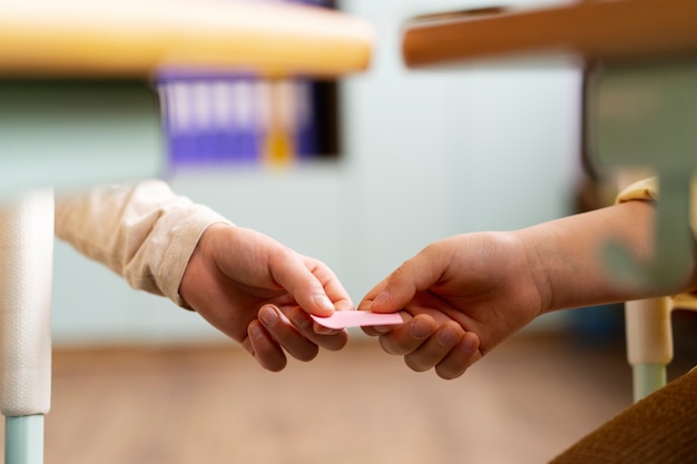 洗面奶套装使用方法